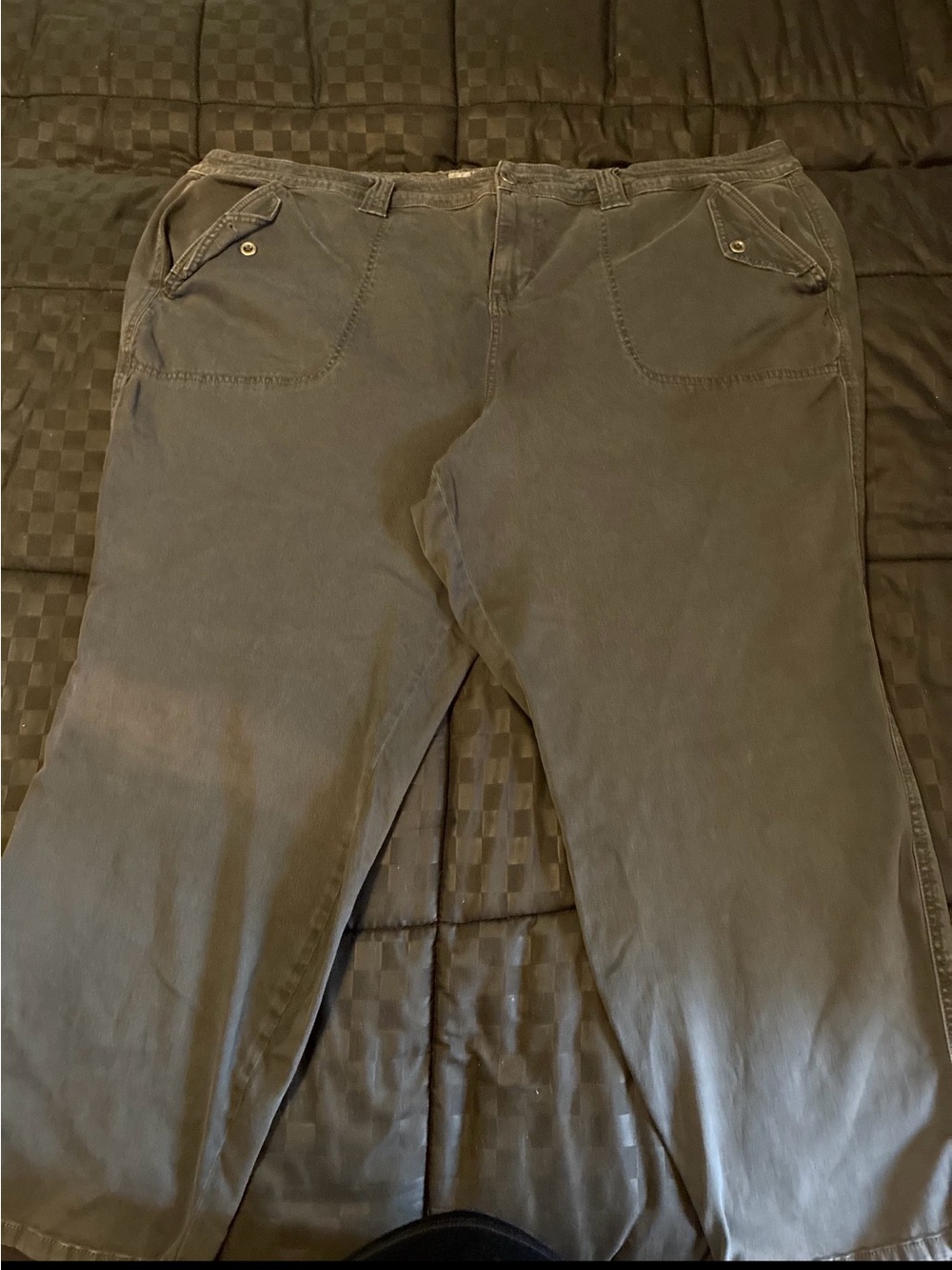 torrid Straight-Leg Jeans in Dark Gray